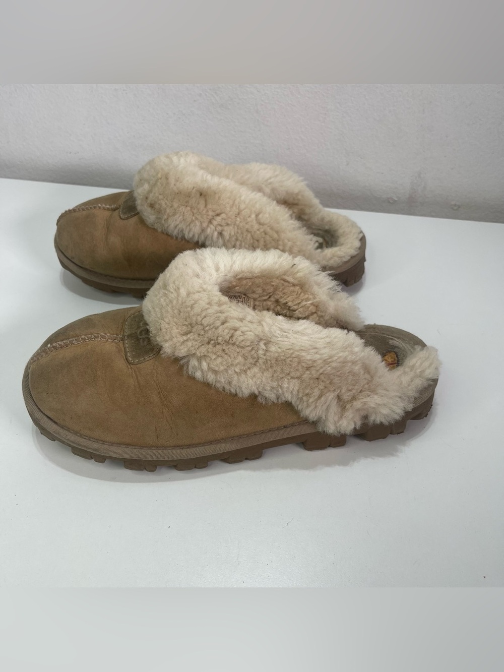 UGG  Coquette Chestnut Sheepskin Slippers Women’s 8 Mules 5125